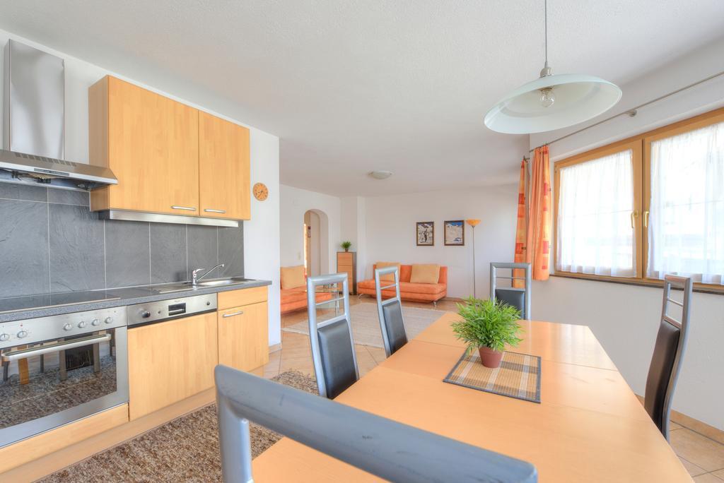 Appartement Strolz Schnann Habitación foto